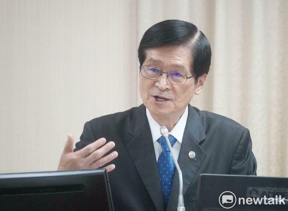 退輔會主委嚴德發在立院外交及國防委員會備詢。 圖：張良一/攝