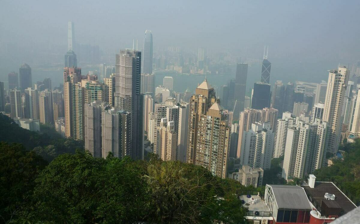歐盟取消香港優惠關稅 外貿管道接連遭堵 中國將崩塌？ 網：2025恐將「自由落體」