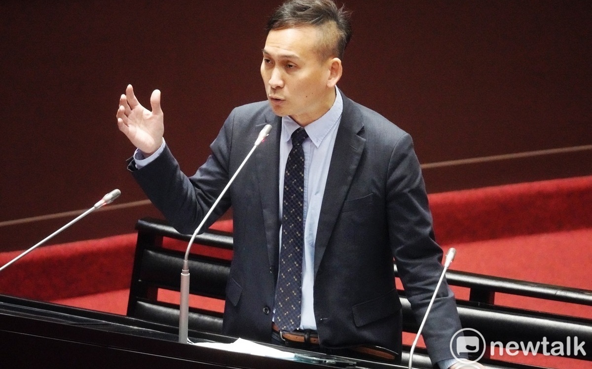 員警怨還在用傳真機阻詐 葉元之轟：數發部睡醒了沒？