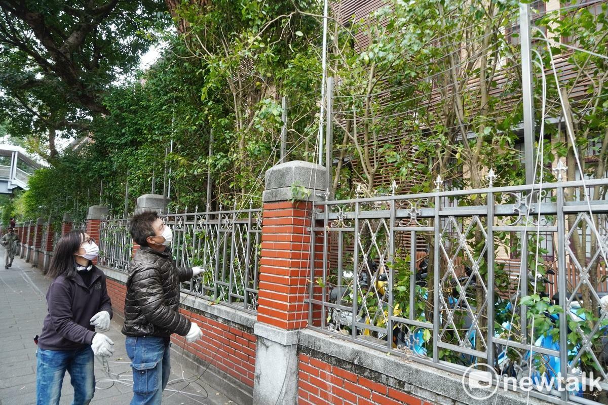 李忠憲質疑，如果警察人員人事條例修法是福國利民，那為何立院圍牆要加高？ 圖：張良一/攝