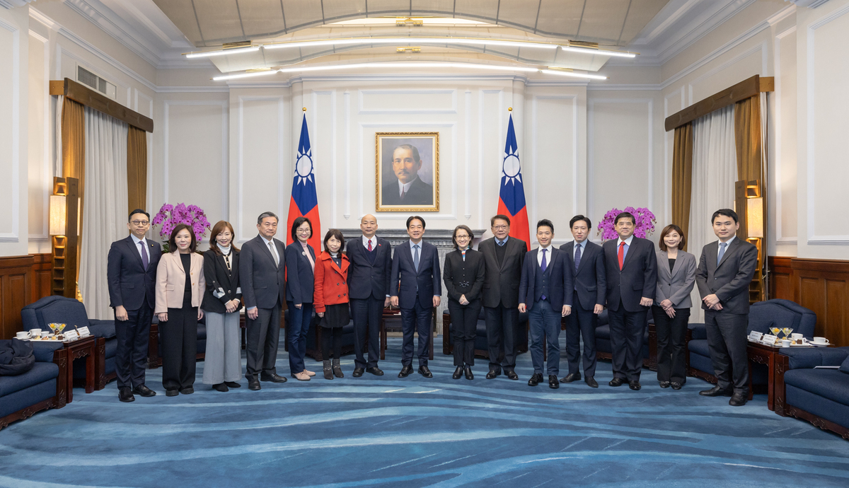 立法院長韓國瑜率領的美國總統就職慶賀團將出發，圖為日前總統賴清德於府內會見訪團。 圖：總統府／提供