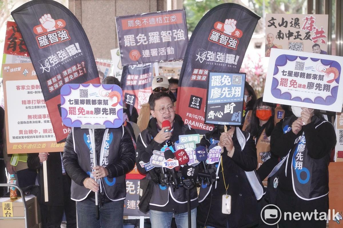 尹立表示，為強化二階連署，民進黨應全面提供公民連署，「不主導，但教導；不介入，但投入」，團結一切可團結的力量，達成二階門檻，邁向投票。 圖：張良一/攝（資料照）