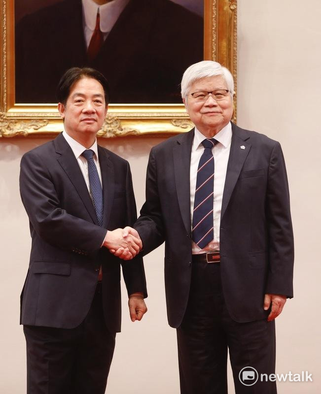 總統賴清德偕同台積電董事長魏哲家今（6）日舉行記者會。 圖：張良一/攝