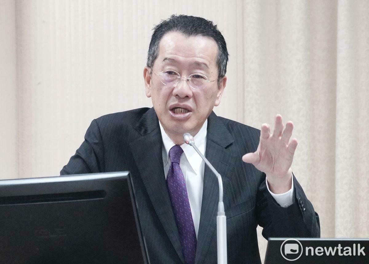 國防部長顧立雄在立院外交及國防委員會備詢。 圖：張良一/攝