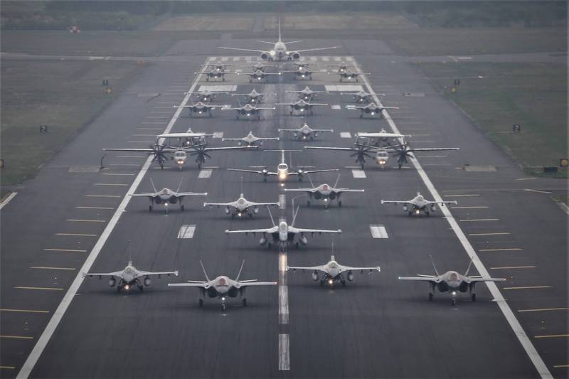 美國在三澤基地加強部署，B-1B 戰機兩小時內能抵達台灣。 圖 : 翻攝自維基百科