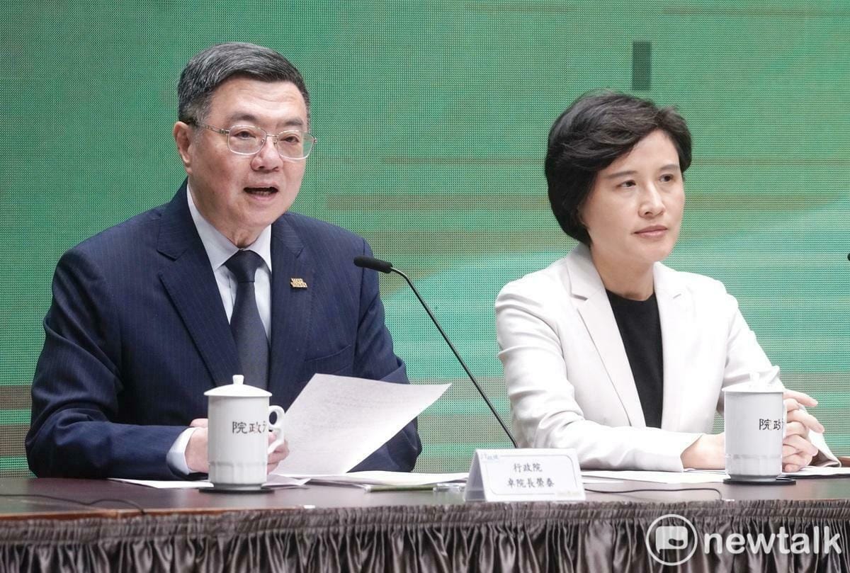 鄭麗君預計出席「選擇美國投資高峰會」（SelectUSA Investment Summit），但是受到謉美談判工作影響改由行政院秘書長龔明鑫出席。 圖：張良一/攝