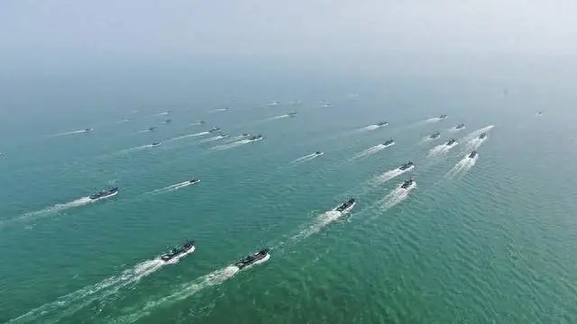 中美兩軍在南海對峙恐成為歷史名場面，隨著美國把戰略中心移往印太，中美關係愈發緊張。 圖：翻攝自兩河流域千年一嘆