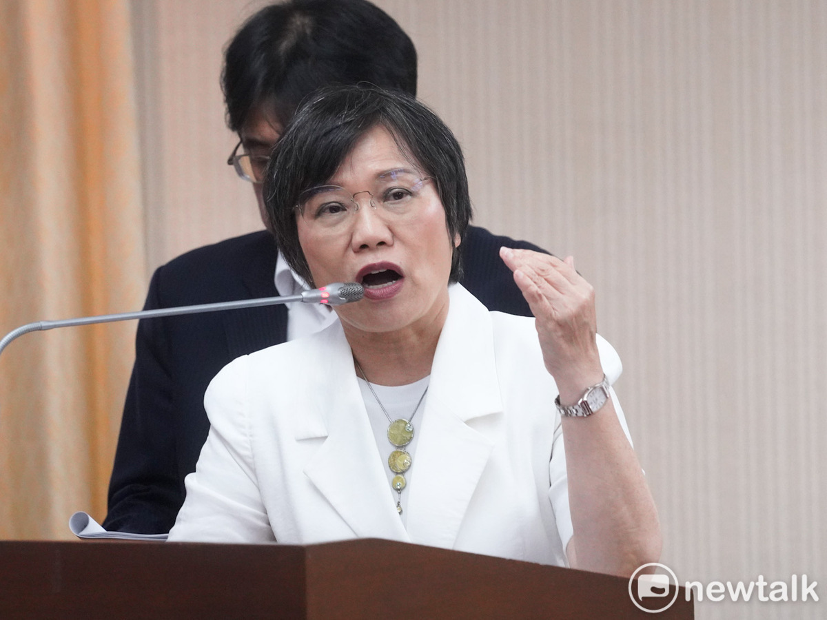 內政部長劉世芳今（18）天在立院內政委員會備詢。 圖：張良一/攝