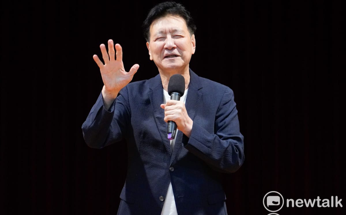 趙少康抖2024總統大選整合失敗內幕引白不滿 他曝：柯文哲仗勢欺人才是主因