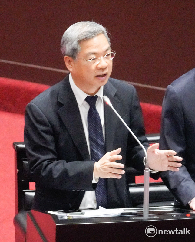 經濟部長龔明鑫在立院院會備詢。 圖：張良一/攝（資料照）