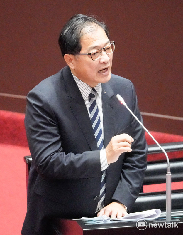 法務部長鄭銘謙在立法院院會備詢。 圖：張良一/攝