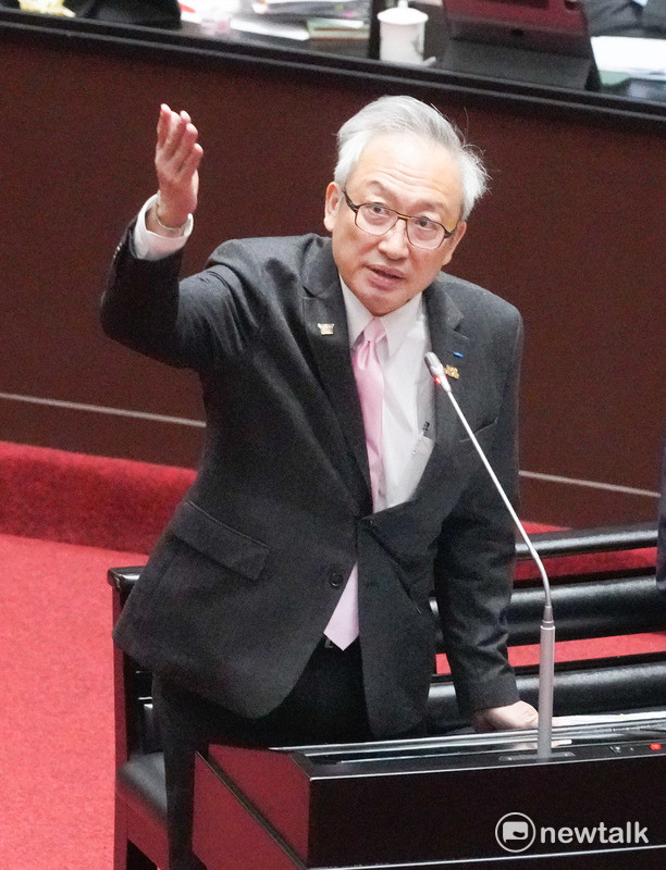 外交部政務次長吳志中認為，12個邦交國都很穩定，不會斷交。 圖：張良一/攝