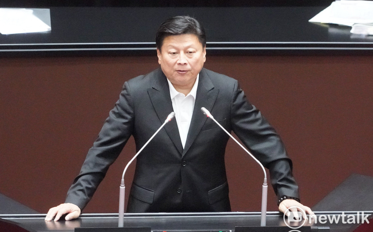 「助理費除罪化」引爆藍營內部茶壺風暴！他點名傅崐萁：守法有那麼難嗎？