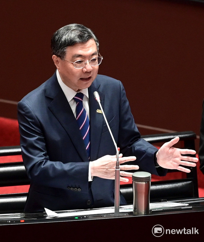 行政院長卓榮泰在立法院院會報告「中央政府花蓮馬太鞍溪堰塞湖災後重建特別預算案」編列並備質詢。 圖：張良一/攝