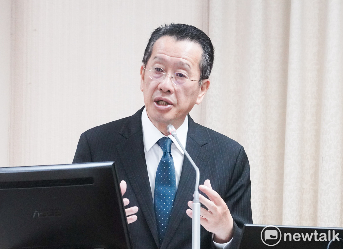 國防部長顧立雄在立院外交及國防委員會備詢。 圖：張良一/攝