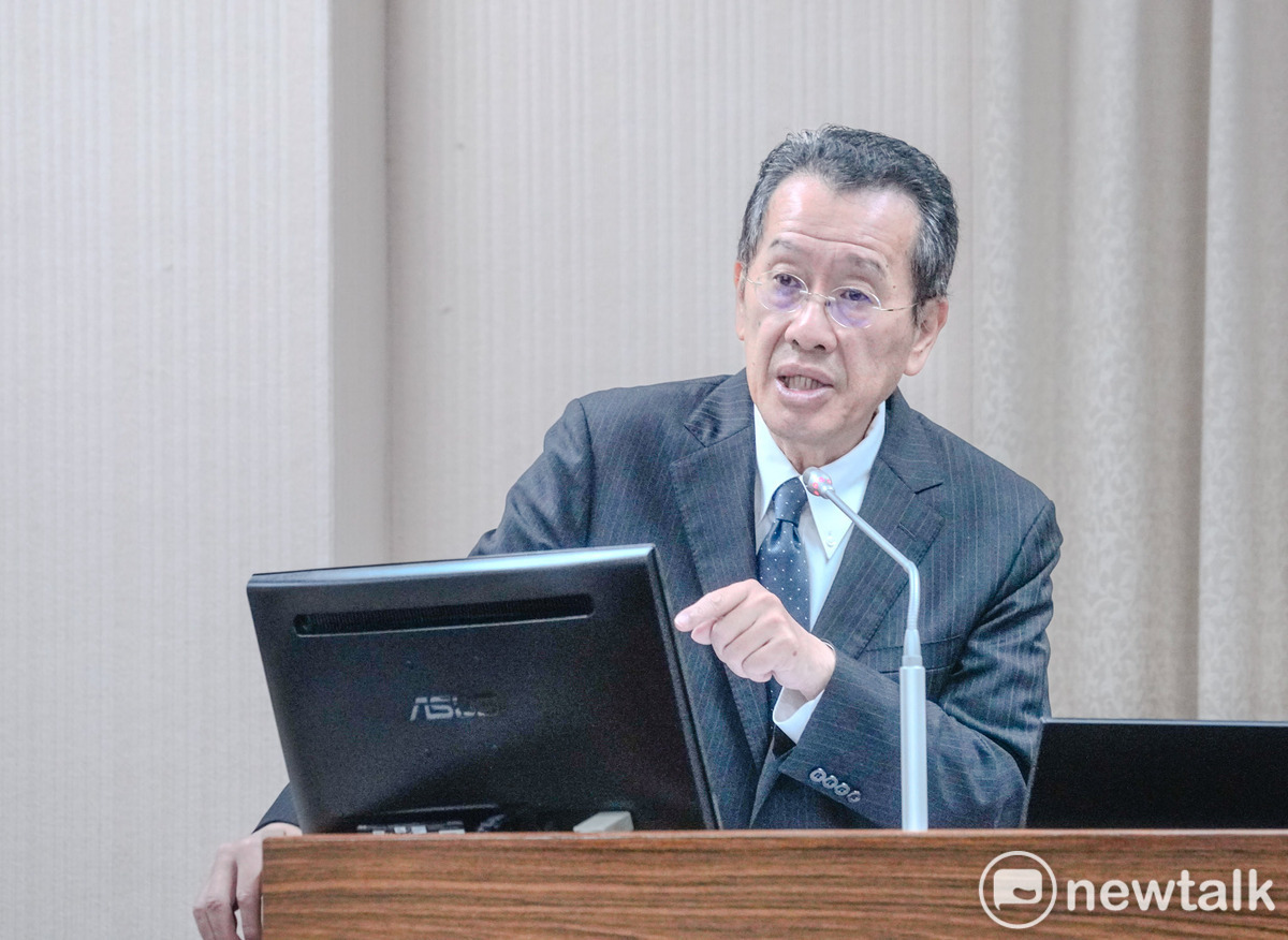 國防部長顧立雄在立院外交及國防委員會備詢。 圖：張良一/攝