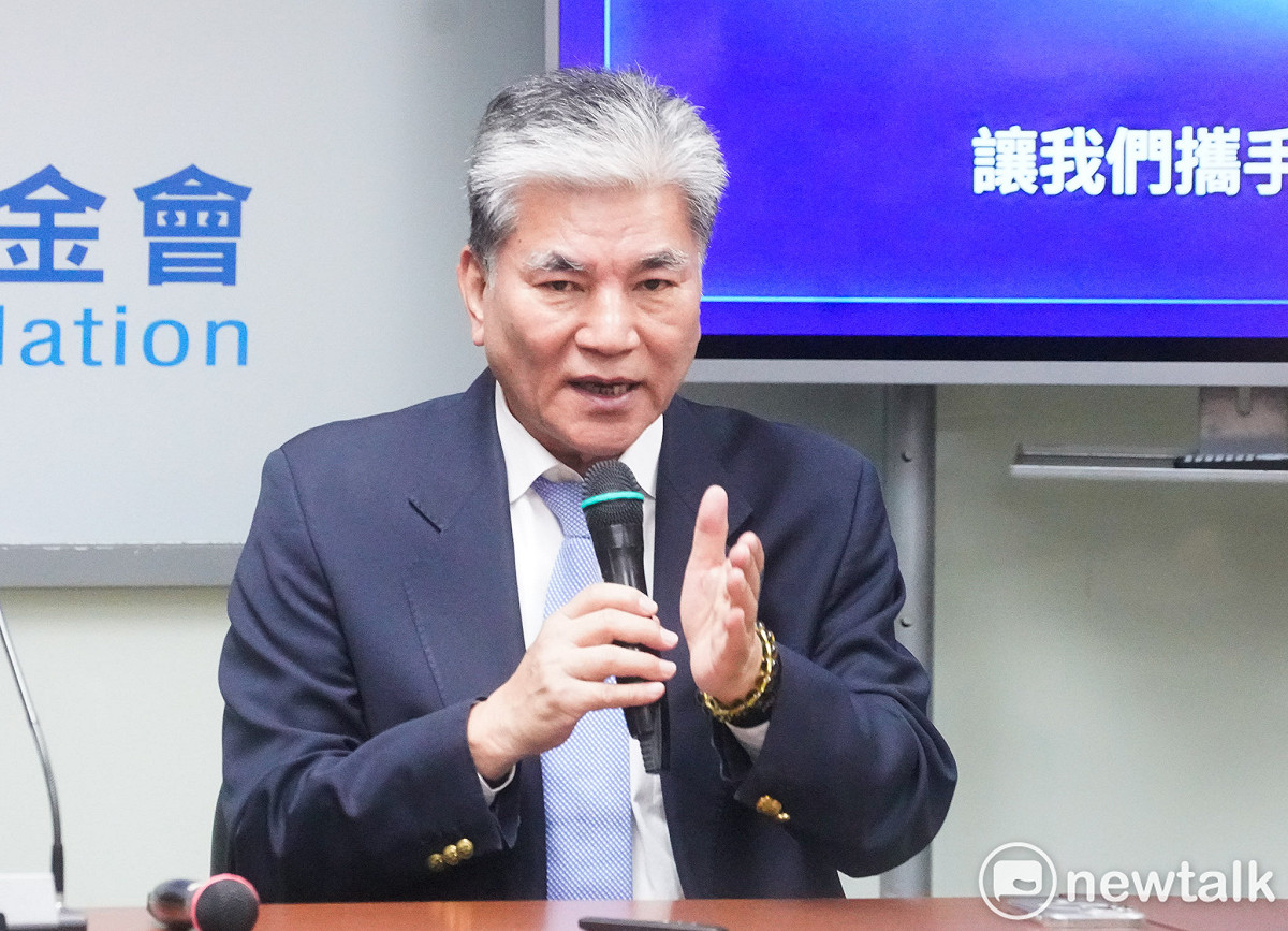 前內政部長李鴻源日前抨擊政府如今的政策是「全面鎖國」、「在給全台灣吃迷幻藥」。 圖：張良一/攝（資料照）