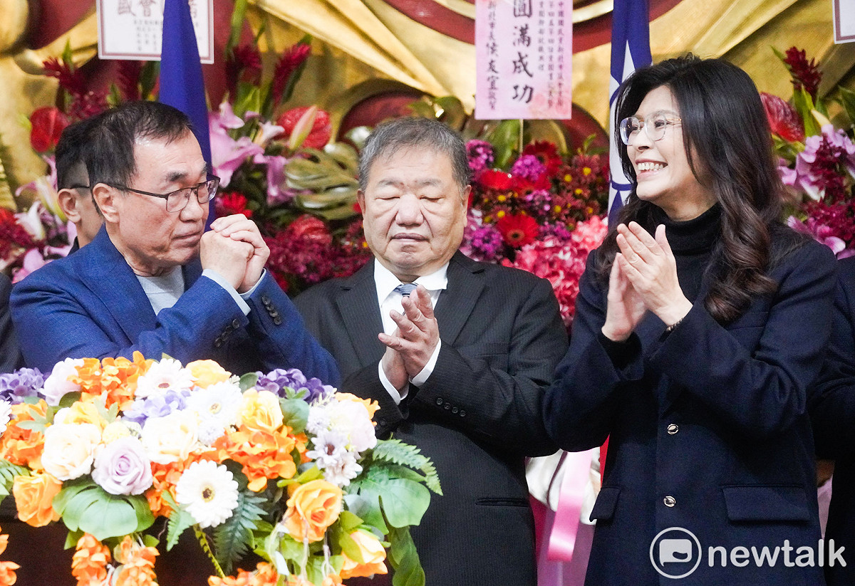 國民黨主席鄭麗文、台北市副市長李四川出席新北市議會國民黨團就職暨交接典禮。 圖：張良一/攝