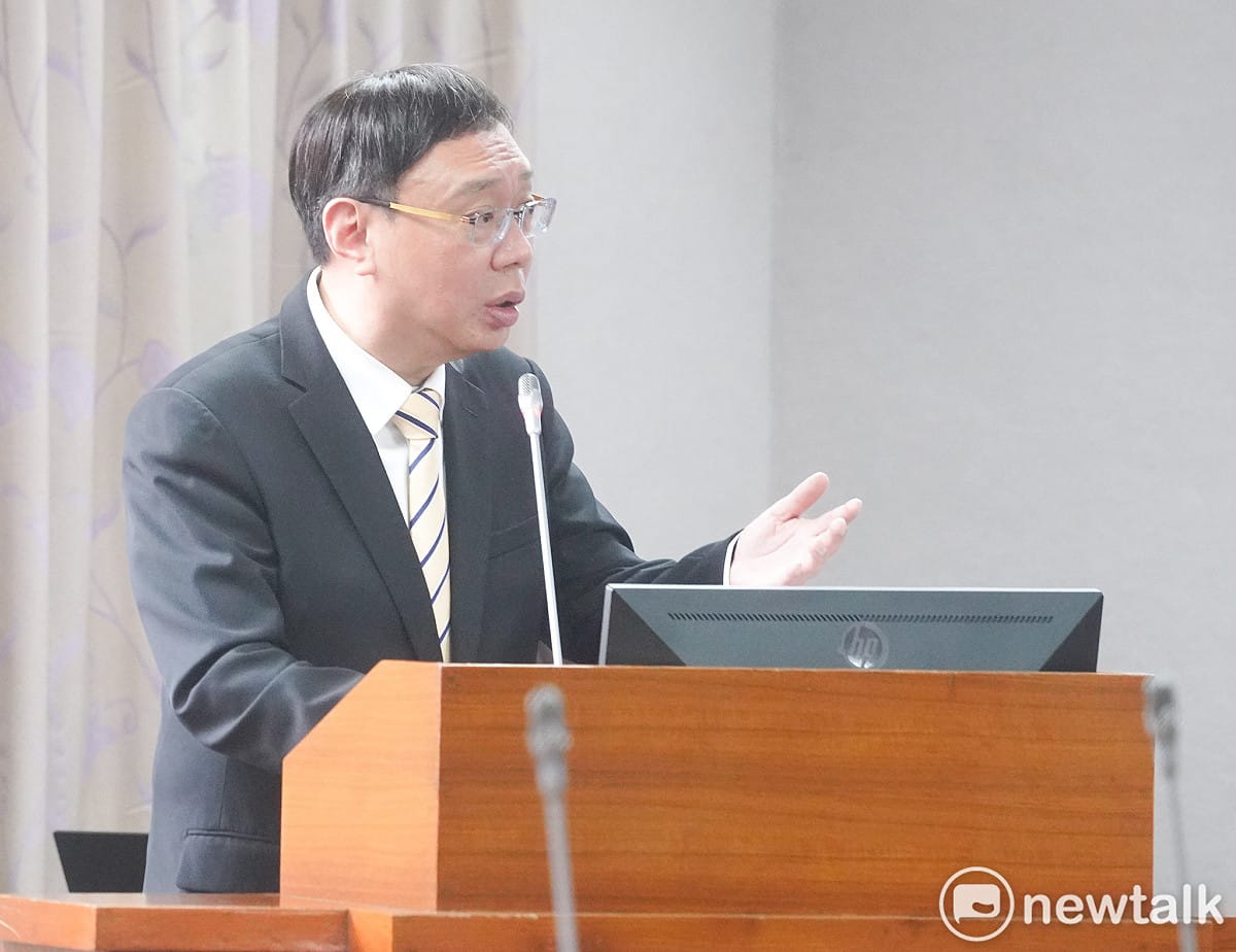 監察院秘書長黃適卓在立院司法及法制委員會備詢。 圖：張良一/攝