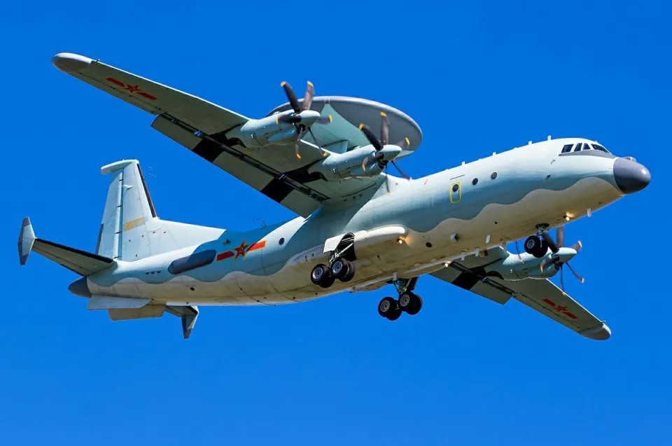 中國先進預警機空警-500。 圖：翻攝自零度MIlitary