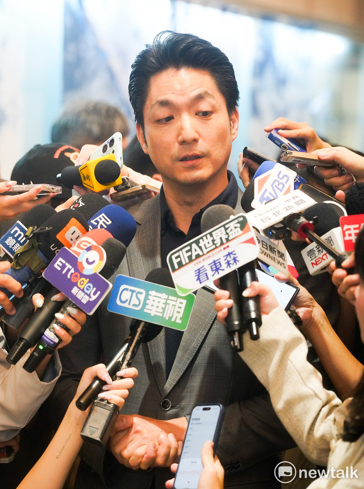蔣萬安表示，針對移除樹木是為無人機偵蒐的謠言，一定依法處置，葉耀元教授指出，市政是可受公評之事，對民眾喊告，是用恐嚇壓縮自由評論市政的空間。 圖：張良一/攝（資料照）
