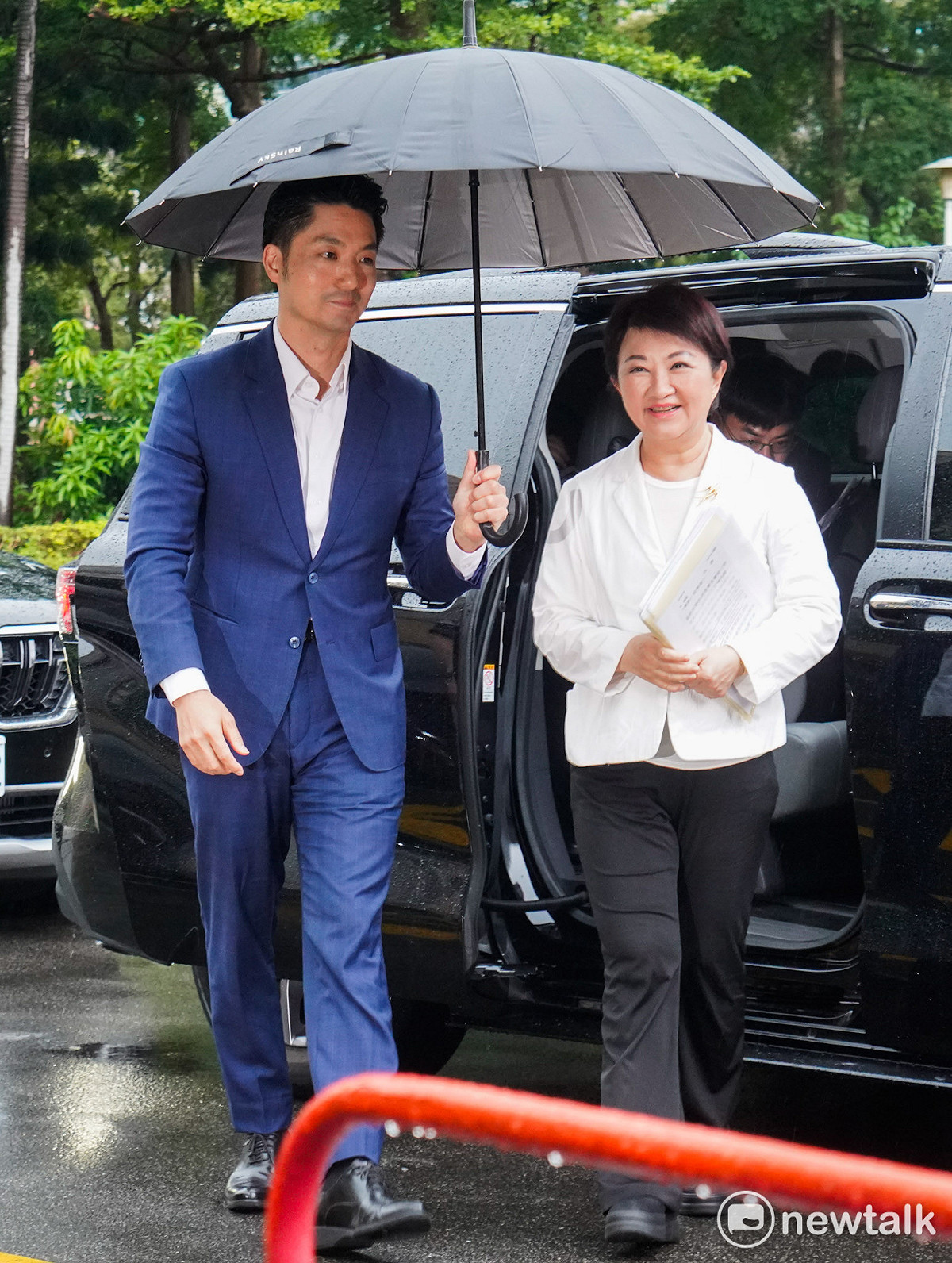 台北市長蔣萬安、台中市長盧秀燕赴行政院出席「食品安全衛生管理法」部分條文修正草案審查會。 圖：張良一/攝