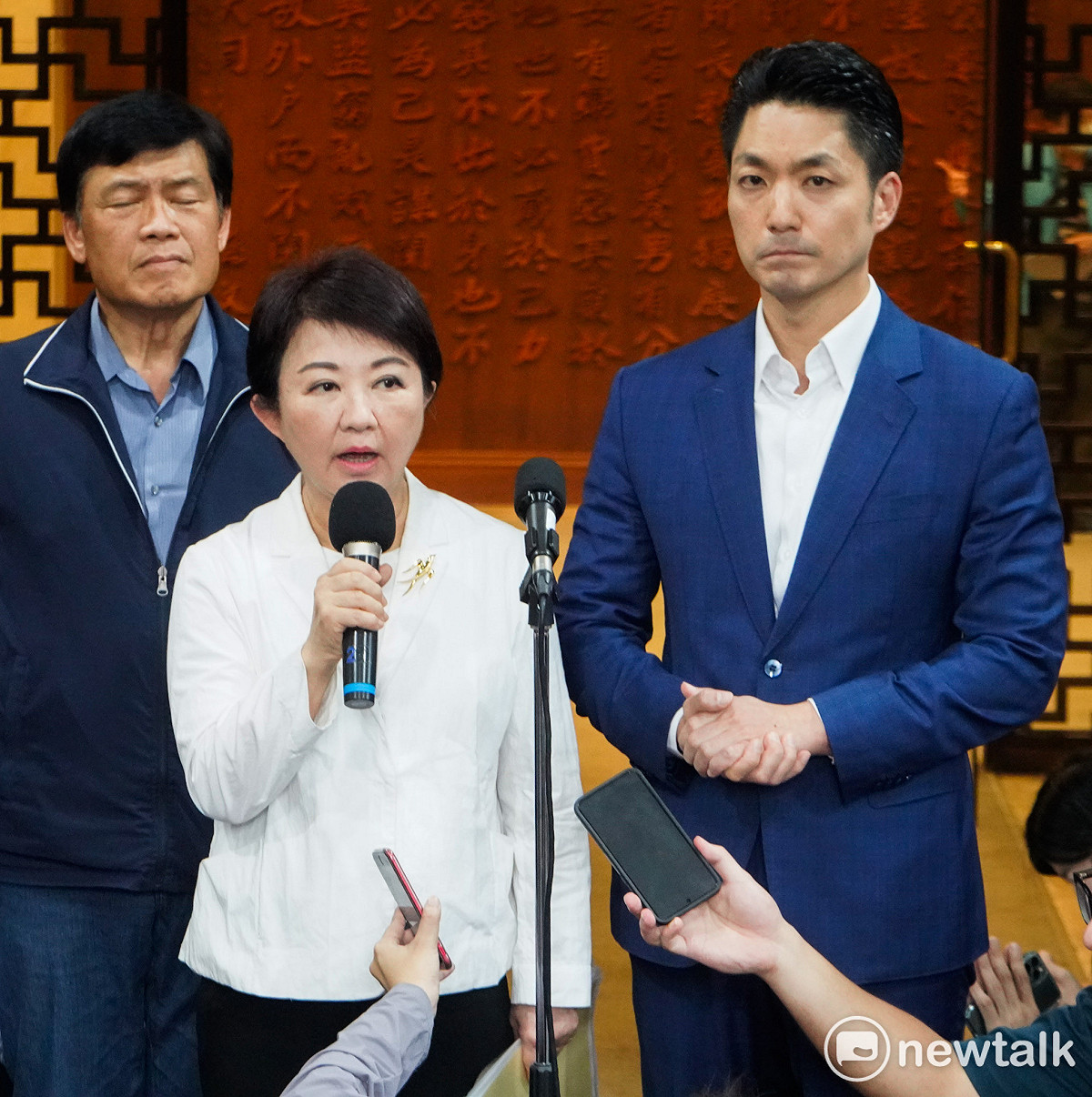 行政院21日召開《食安法》部分條文修案會議，並邀請六都市長與會，不過國民黨執政的4個直轄市，僅台北市長蔣萬安與台中市長盧秀燕出席，甚至兩人開會到一半時提前離開政院。 圖：張良一/攝（資料照）