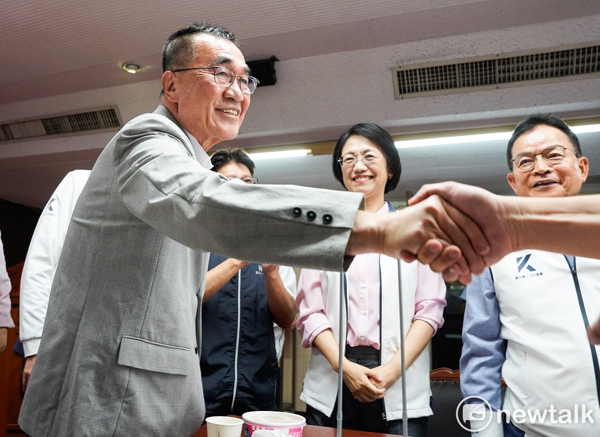 針對新北市長最新民調數據落後，國民黨新北市長參選人李四川競選辦公室做出回應。 圖：張良一/攝（資料照）