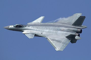北京官方證實，在本月初將殲-20匿蹤戰鬥機列裝為空軍作戰部隊，全世界有投入作戰部隊的匿蹤戰機除了中國外只有美國。 圖 : 翻攝自維基百科