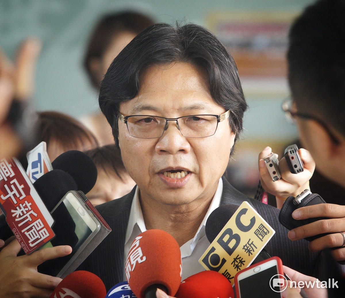 內政部長葉俊榮今（３）日反擊指出，柯Ｐ應該對內政部說「謝謝」。 圖：張良一／攝