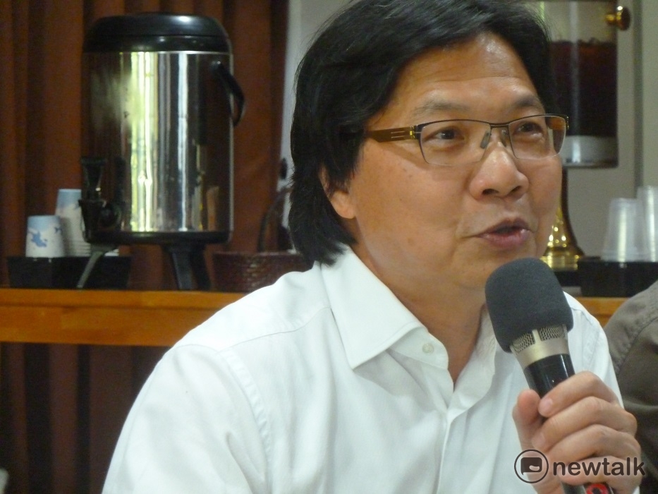 內政部今（8）日在部務會報中通過「禁止酷刑公約施行法」草案，近日將送請行政院審查。圖為內政部長葉俊榮。 圖：新頭殼資料照片