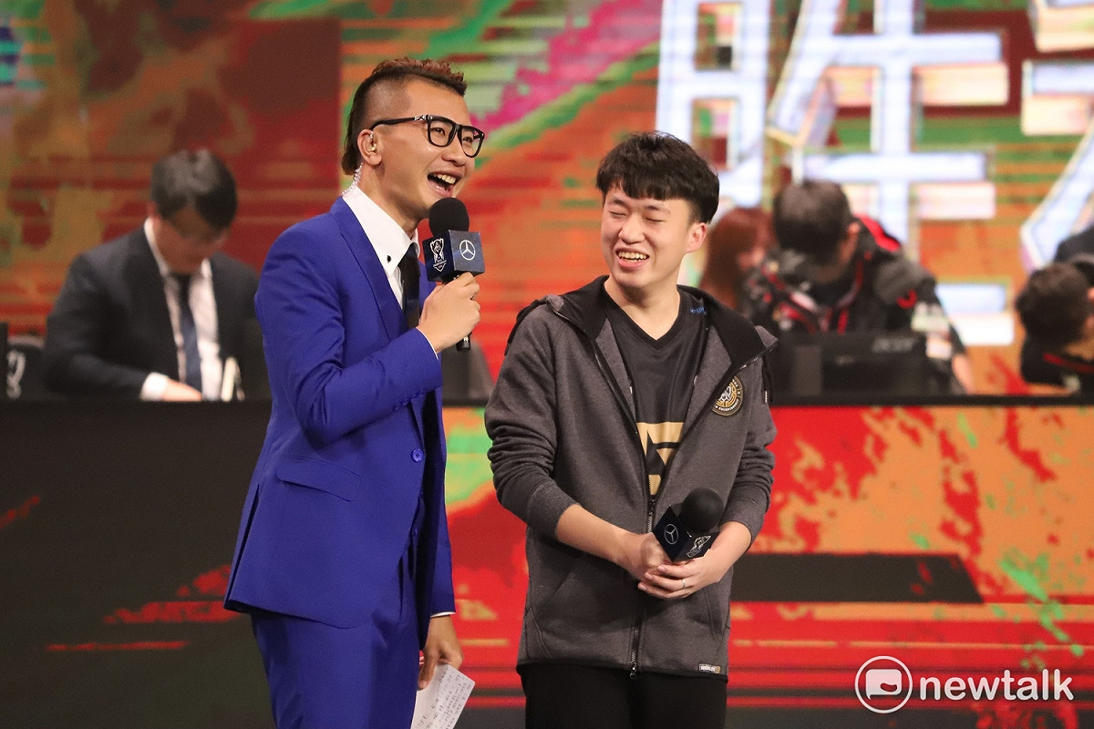 在隊友表現出色時，XiaoHu也是極力誇讚：「是大寫的牛逼。」 圖：蔡幸秀/攝影