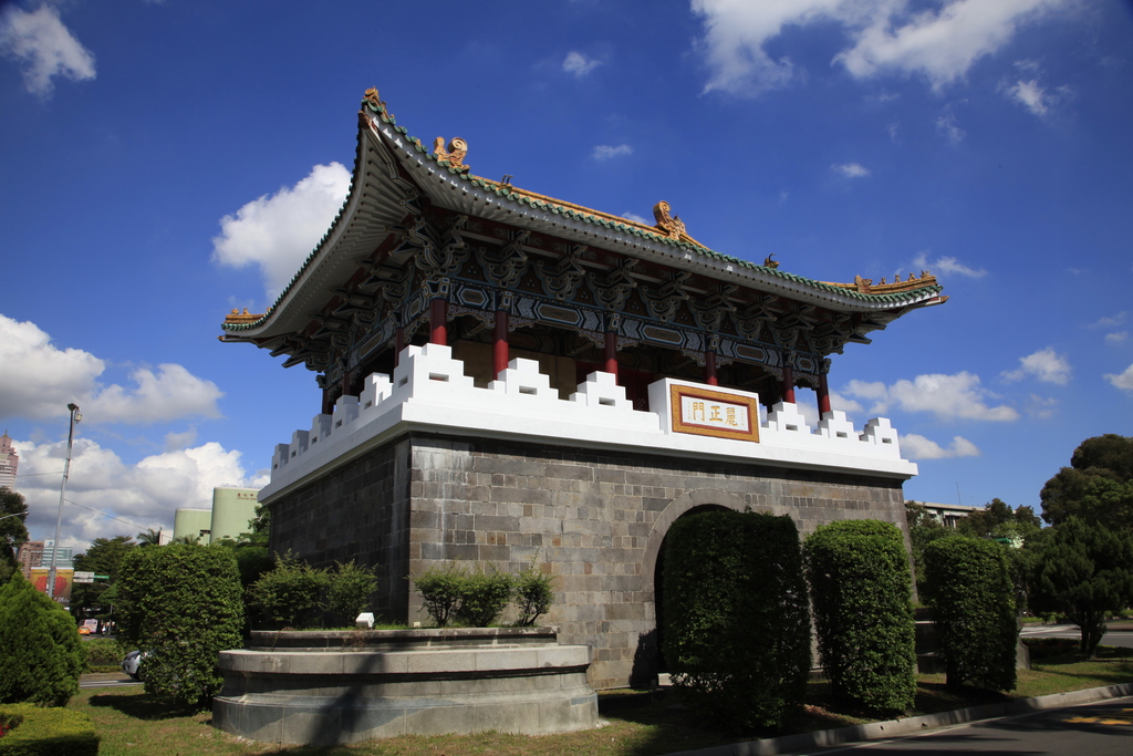 國定一級古蹟「台北府城」也就是北門、東門、西門、南門、小南門共五個城門，圍繞著總統府，分布在台北市內。 圖：翻攝自台北旅遊網／王能佑攝