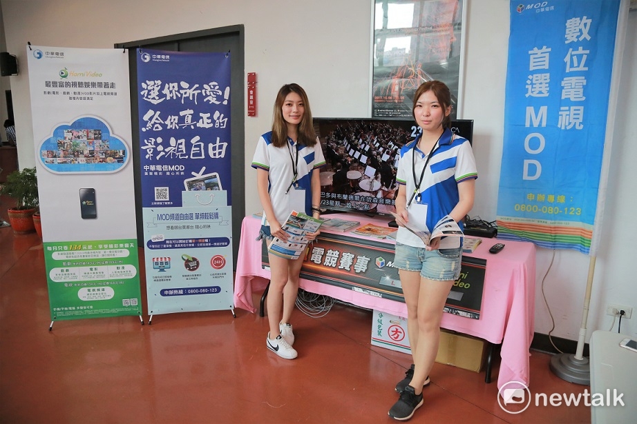 這次活動合作廠商Sony提供最新旗艦機給現場觀眾抽獎。 圖：朱泓任/攝