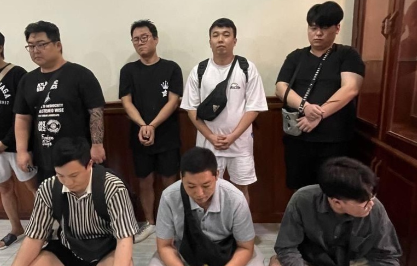 柬埔寨當局表示，破獲詐騙園區逮捕3455人，75名幹部涉殺人等重罪 。 圖：翻攝柬中日報