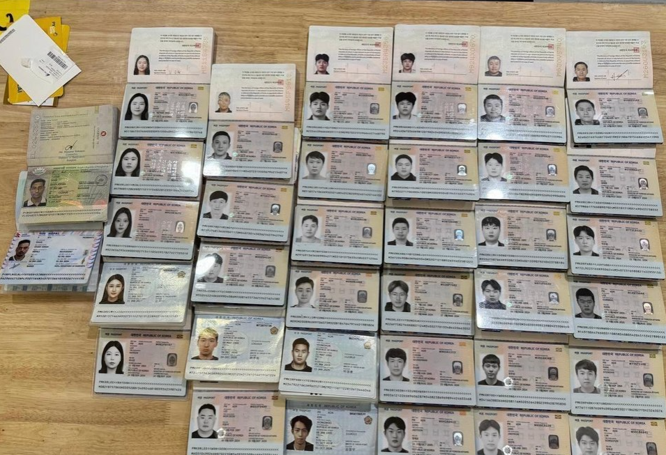 柬埔寨當局表示，破獲詐騙園區逮捕3455人，75名幹部涉殺人等重罪 。 圖：翻攝柬中日報