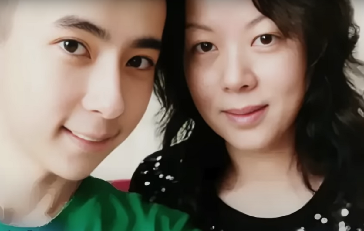 李沐陽指出，于母平安拒和解，勞力士錶具防偽序號或成破案關鍵，疑指向幕後大佬極光光。 圖：翻攝自李沐陽YT