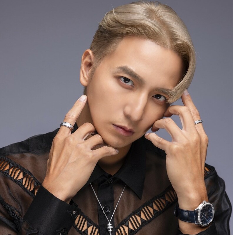 烏干紗的立體結構讓身形更顯結實有型。 圖：楊奇煜/提供
