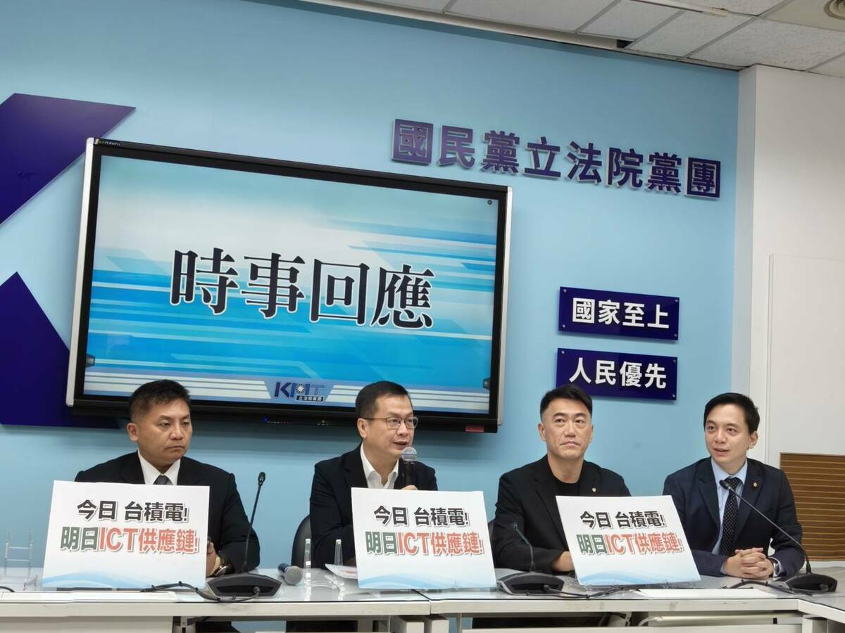 國民黨黨團書記長羅智強回應黨主席當選人鄭麗文被質疑親中一事。 圖：黃建豪/攝