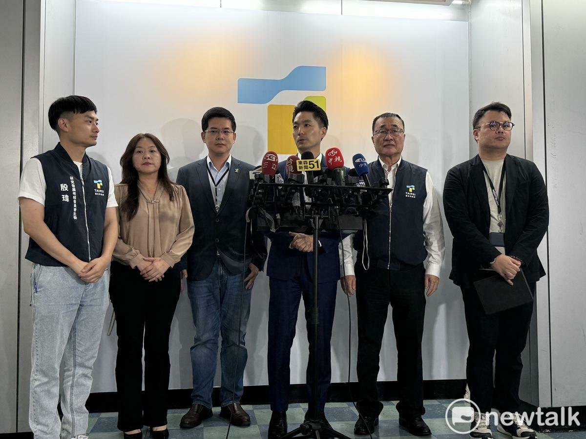 台北市長蔣萬安（右3）。 圖：周煊惠 / 攝