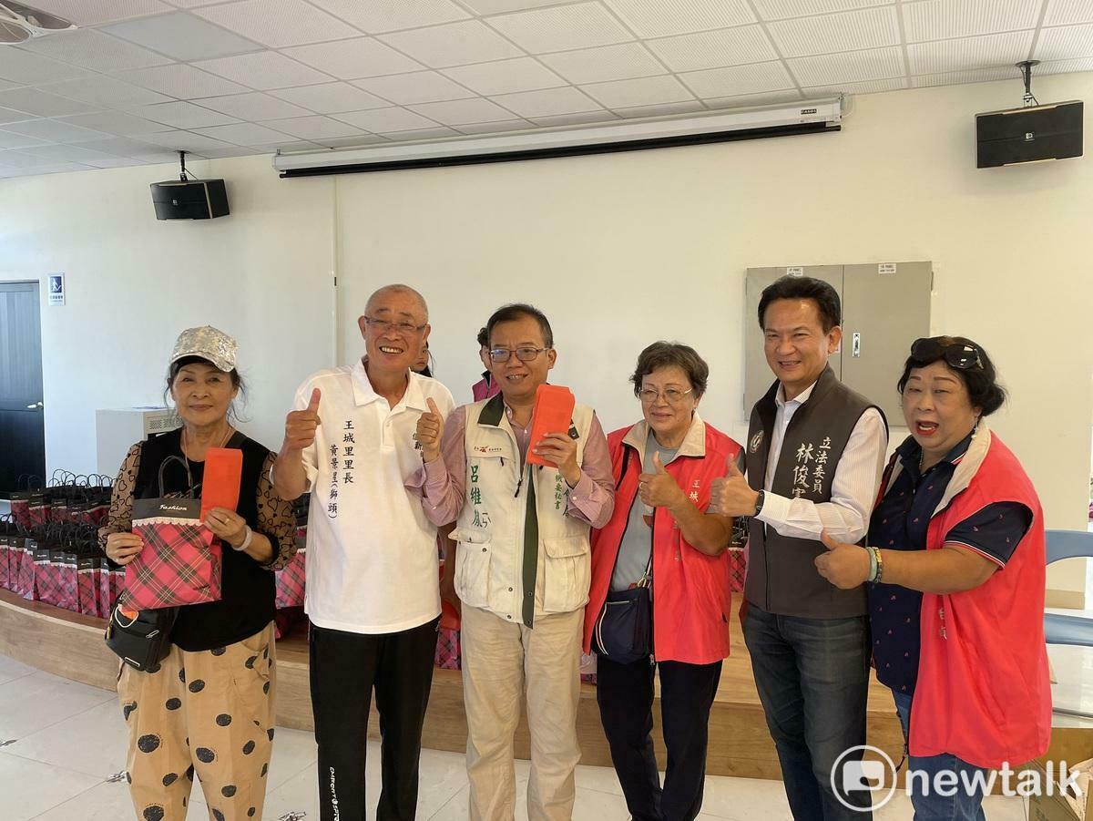 重陽節將至，立委林俊憲於連假期間出席一系列重陽敬老活動。 圖：林俊憲服務處/提供