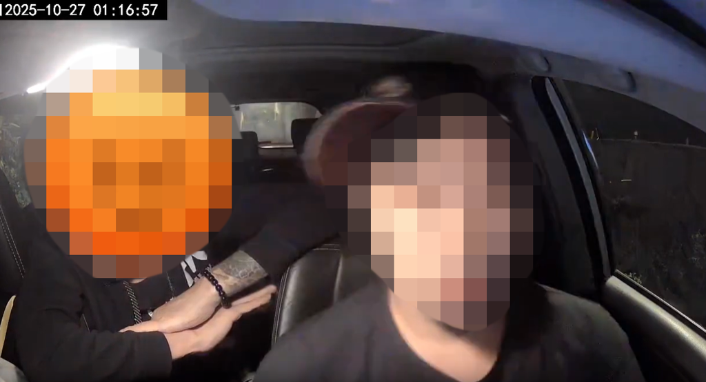 葉姓司機遭到陳姓男子毆打，疑似是不滿駕駛技術與態度。 圖：翻攝自爆料公社