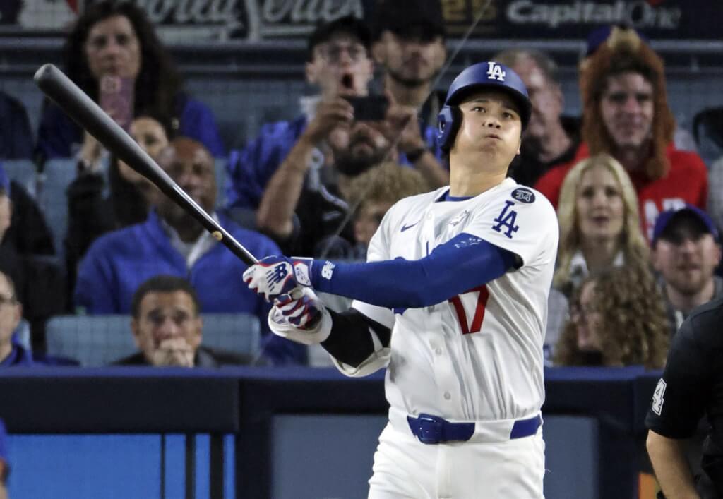 MLB世界大賽第3戰，洛杉磯道奇球星大谷翔平在第7局轟出追平的陽春全壘打。（共同社）