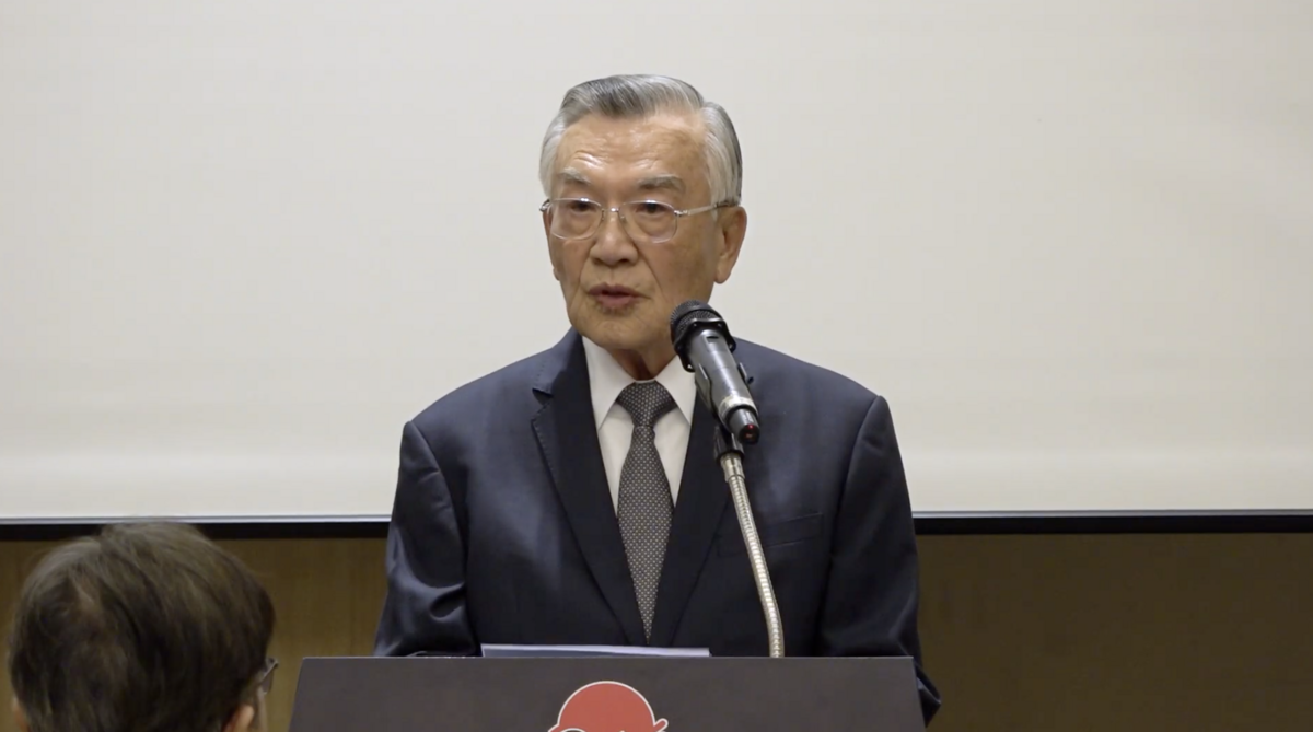 林信義說，科技是雙面利刃，AI要「以人為本」。 圖：APEC 台灣代表團提供