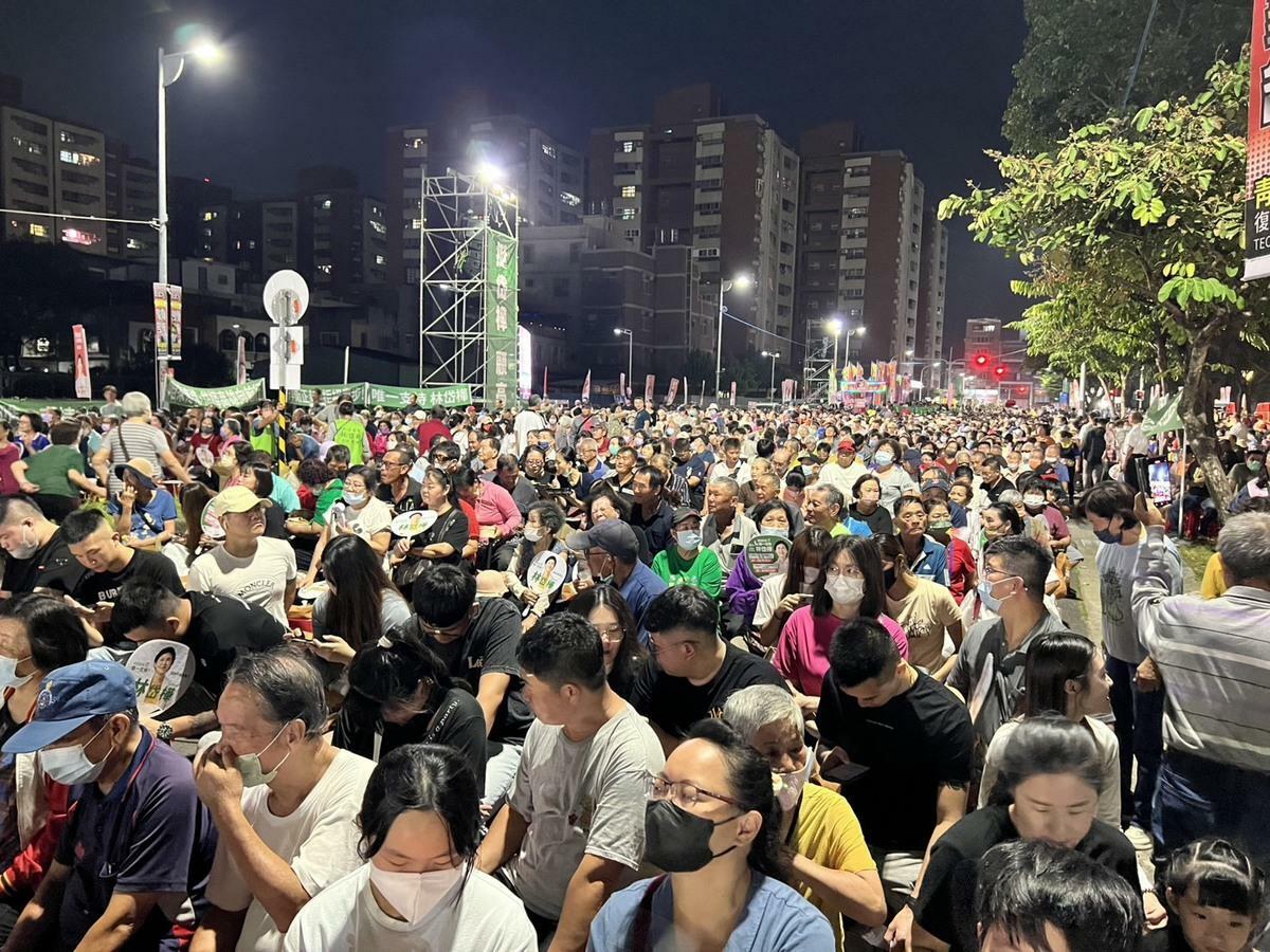 「大改革護國市長」大型造勢活動，現場湧入超過萬人， 圖：林岱樺辦公室/提供