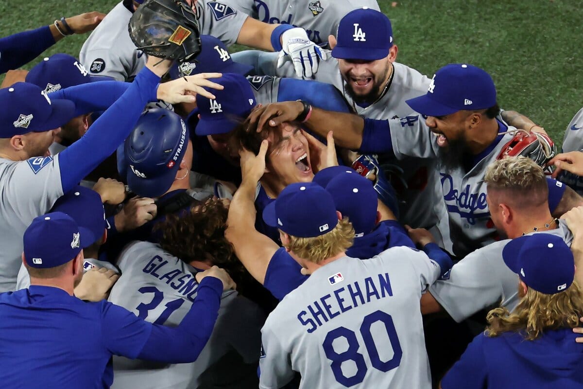 美國洛杉磯道奇隊今（2）日奪下世界大賽冠軍二連霸。 圖：取自 X@MLB