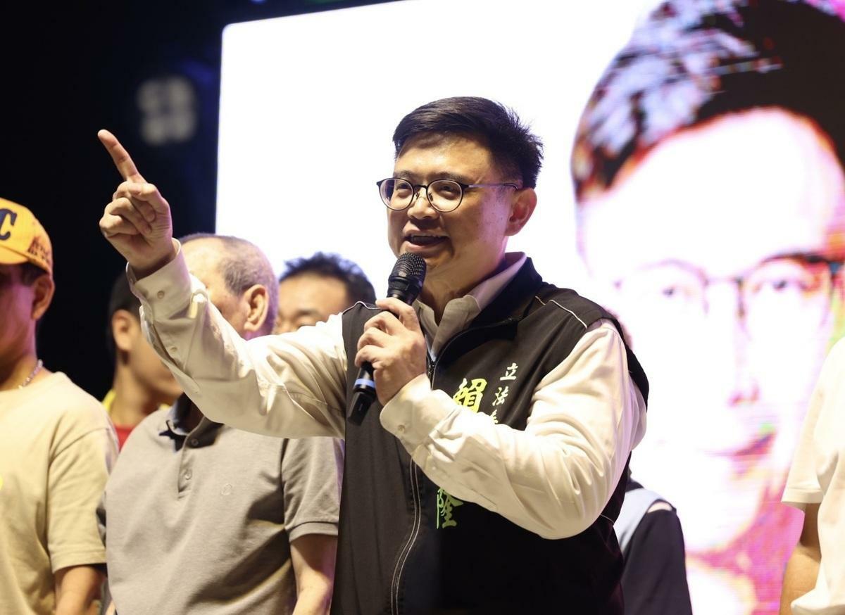 賴瑞隆表示自己是唯一具有最厚實行政歷練的市長參選人。 圖：賴瑞隆辦公室/提供