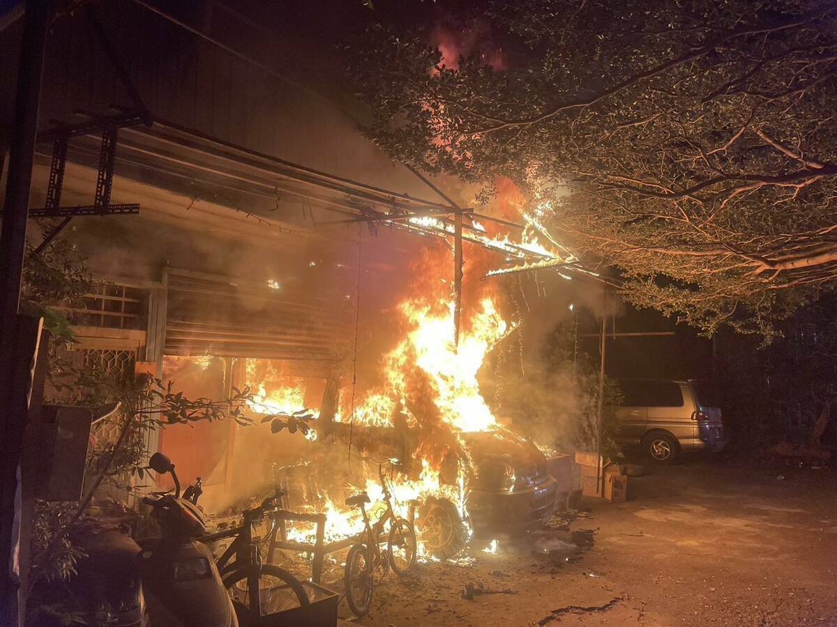 台中市烏日區今(3)日凌晨發生民宅火警，造成1死1重傷的情況。 圖：台中市消防局提供