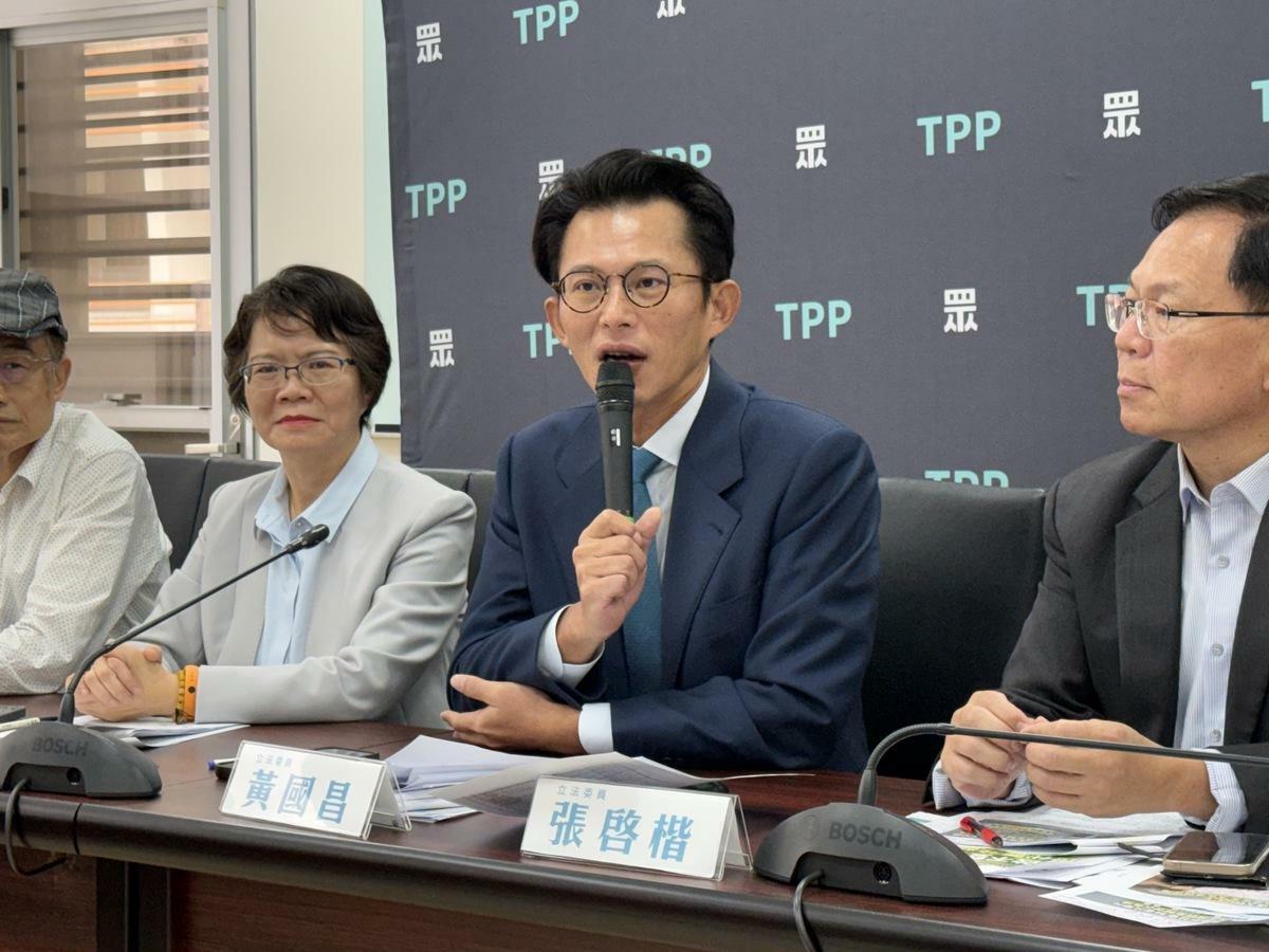 民眾黨主席兼黨團總召黃國昌。 圖：周煊惠／攝