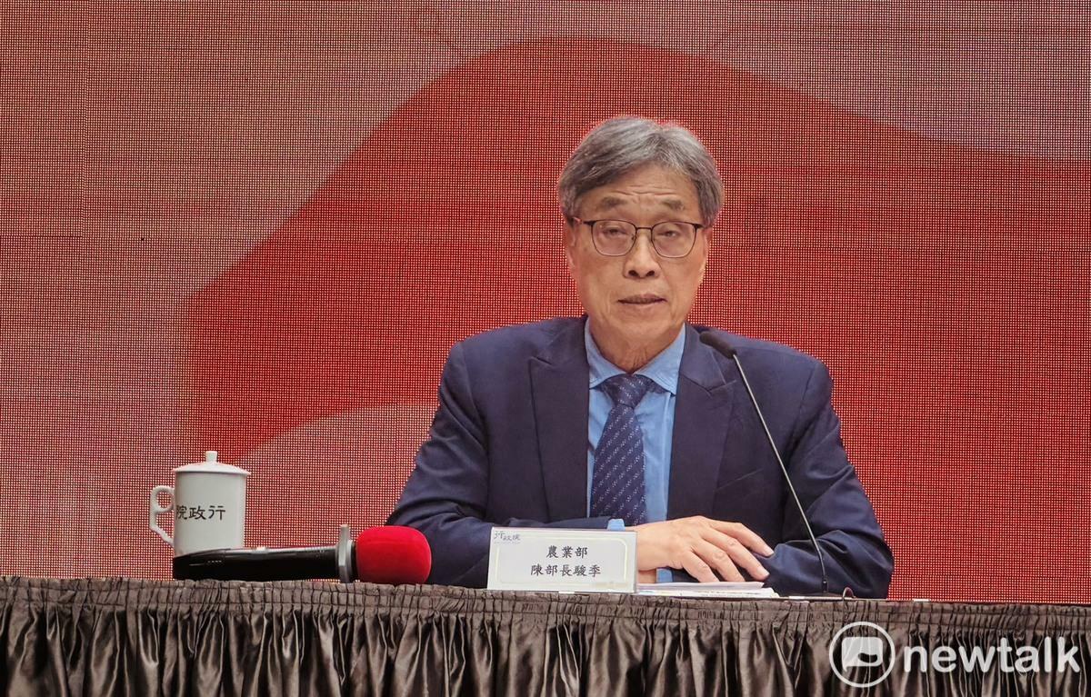 農業部長陳駿季今（6）天列席政院後記者會。 圖：謝莉慧攝